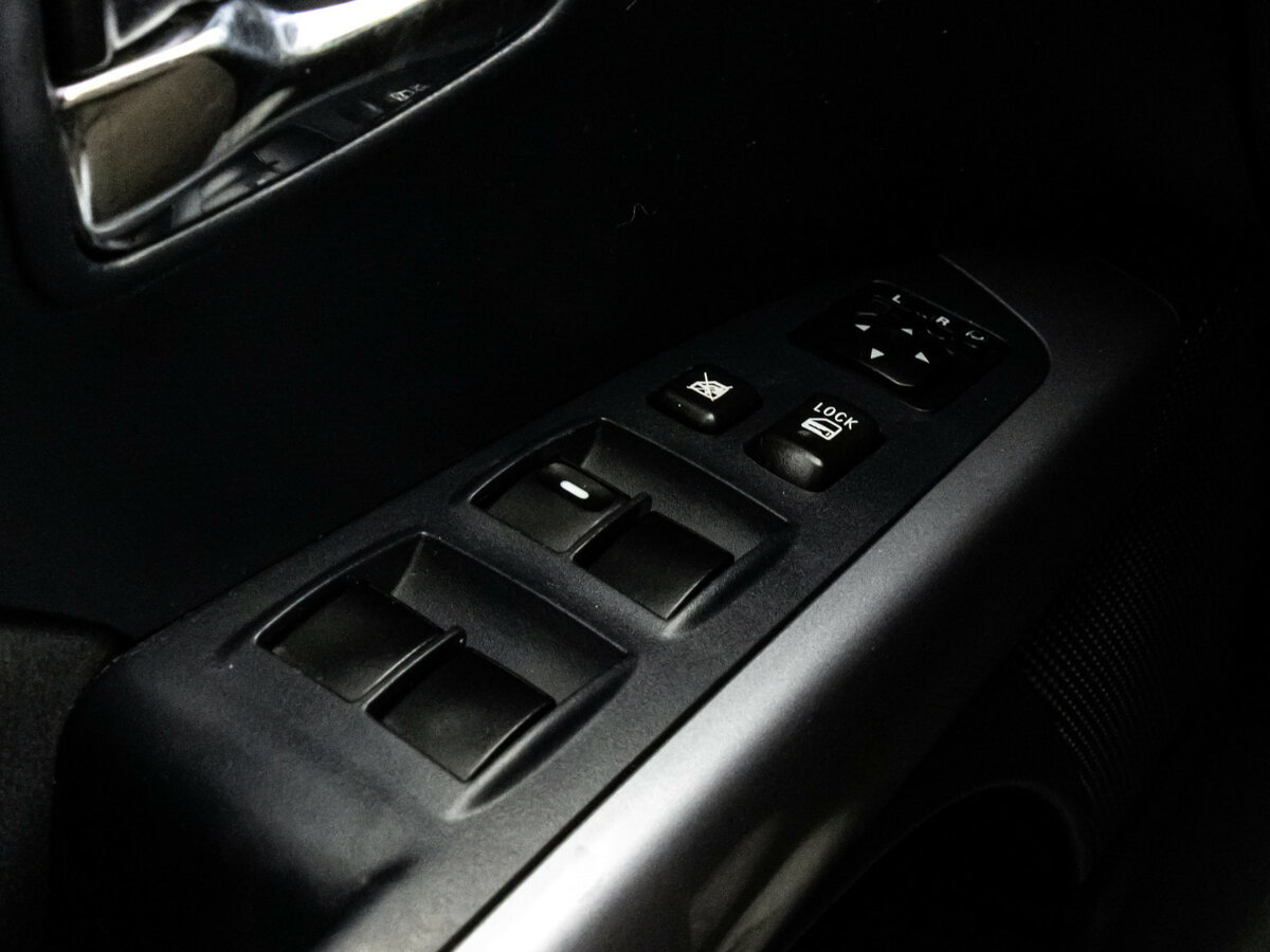 Купить Mitsubishi Outlander с пробегом. Фото: #10