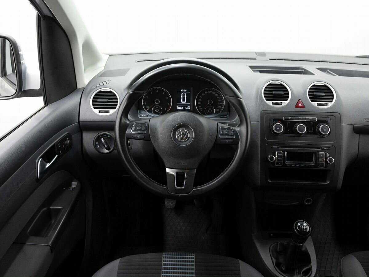 Купить Volkswagen Caddy с пробегом. Фото: #15
