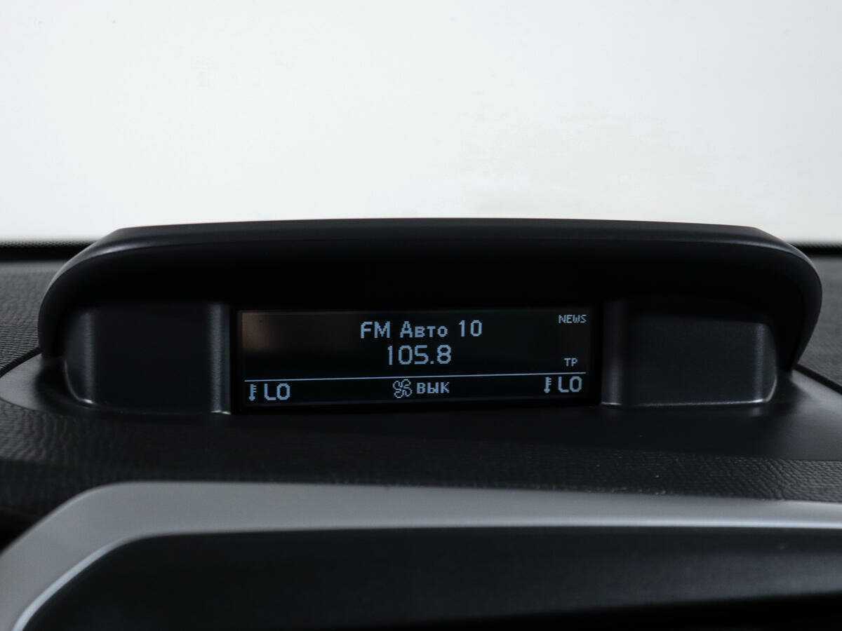 Купить Volvo XC60 с пробегом. Фото: #23