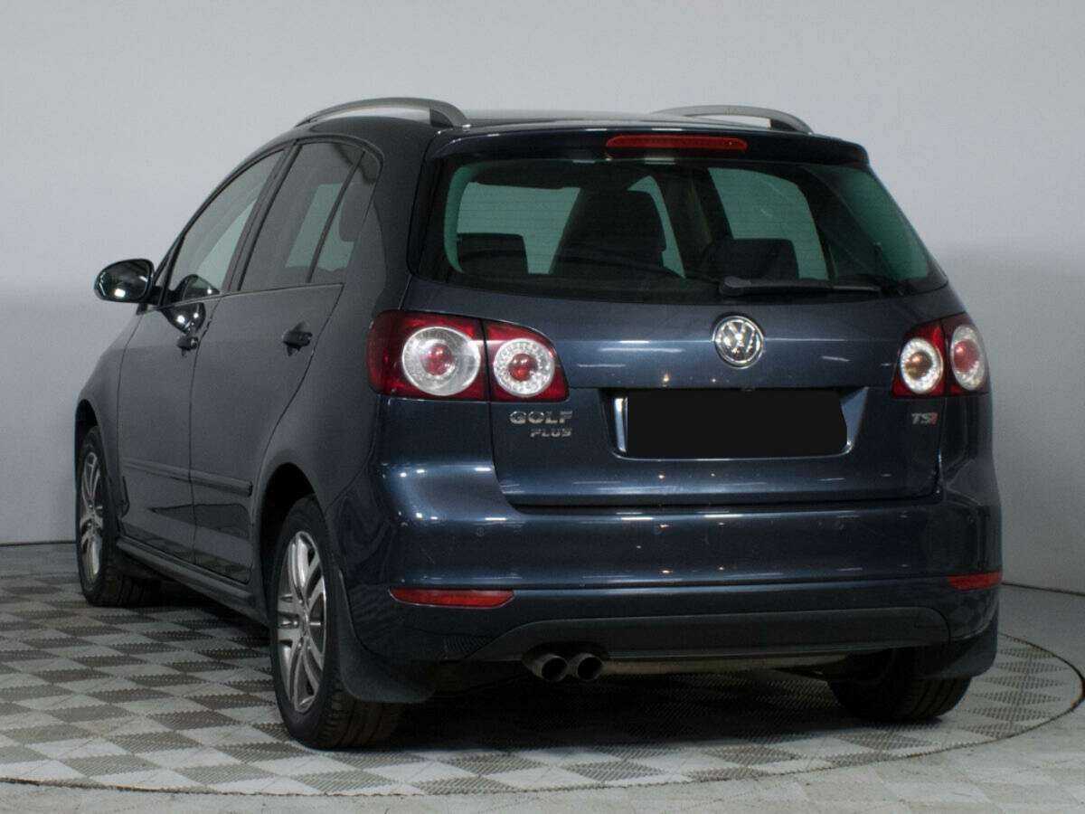 Купить Volkswagen Golf Plus с пробегом. Фото: #6