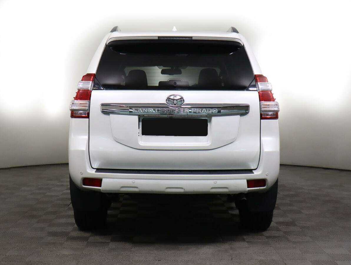 Купить Toyota Land Cruiser Prado с пробегом. Фото: #4