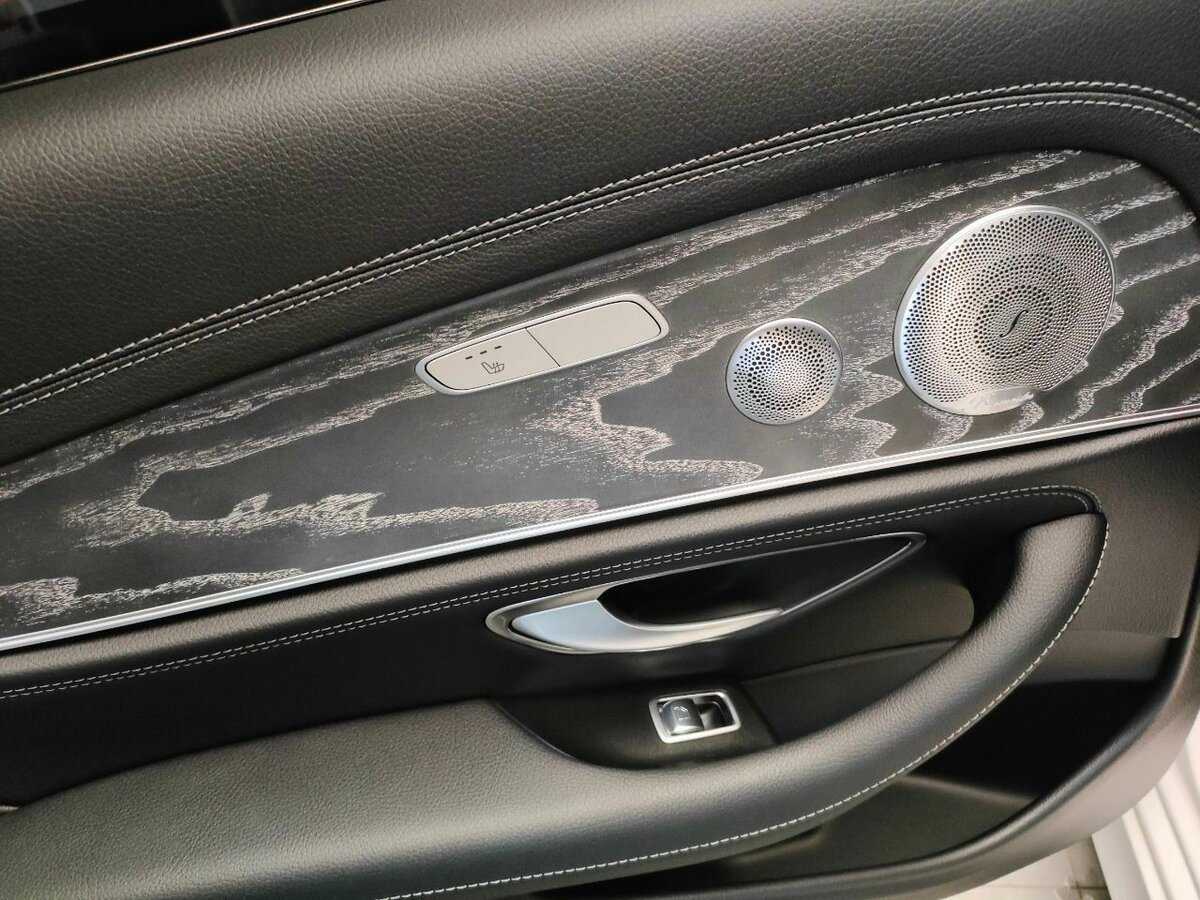 Купить Mercedes-Benz E-Класс с пробегом. Фото: #18