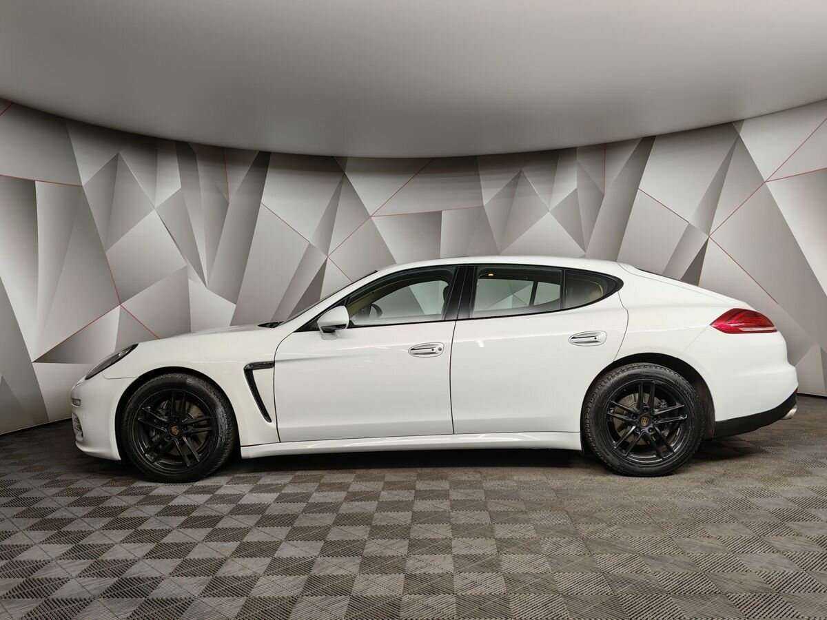 Купить Porsche Panamera с пробегом. Фото: #4