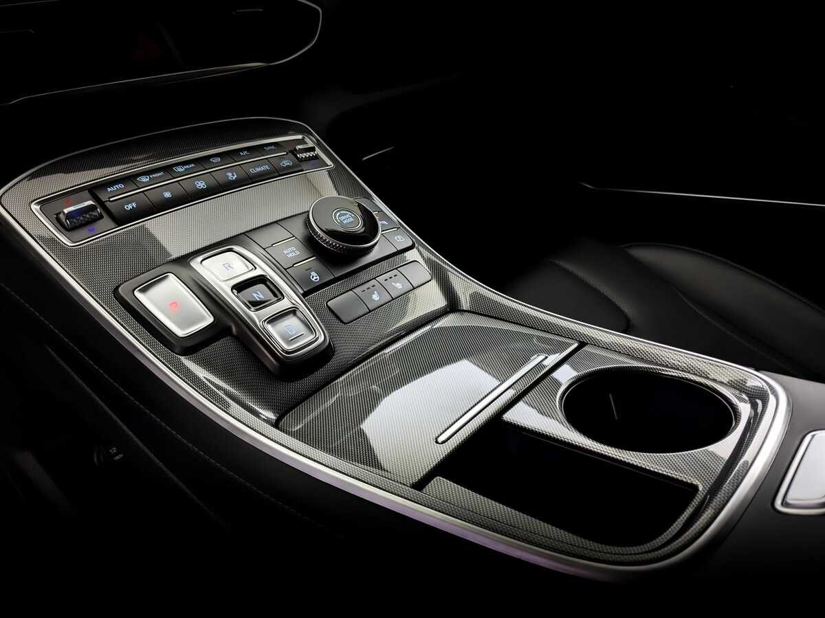 Купить Hyundai Santa Fe с пробегом. Фото: #27