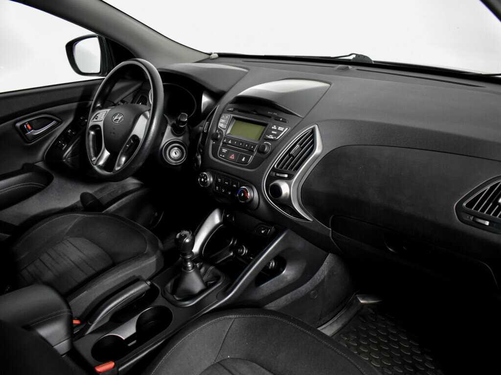 Купить Hyundai ix35 с пробегом. Фото: #12