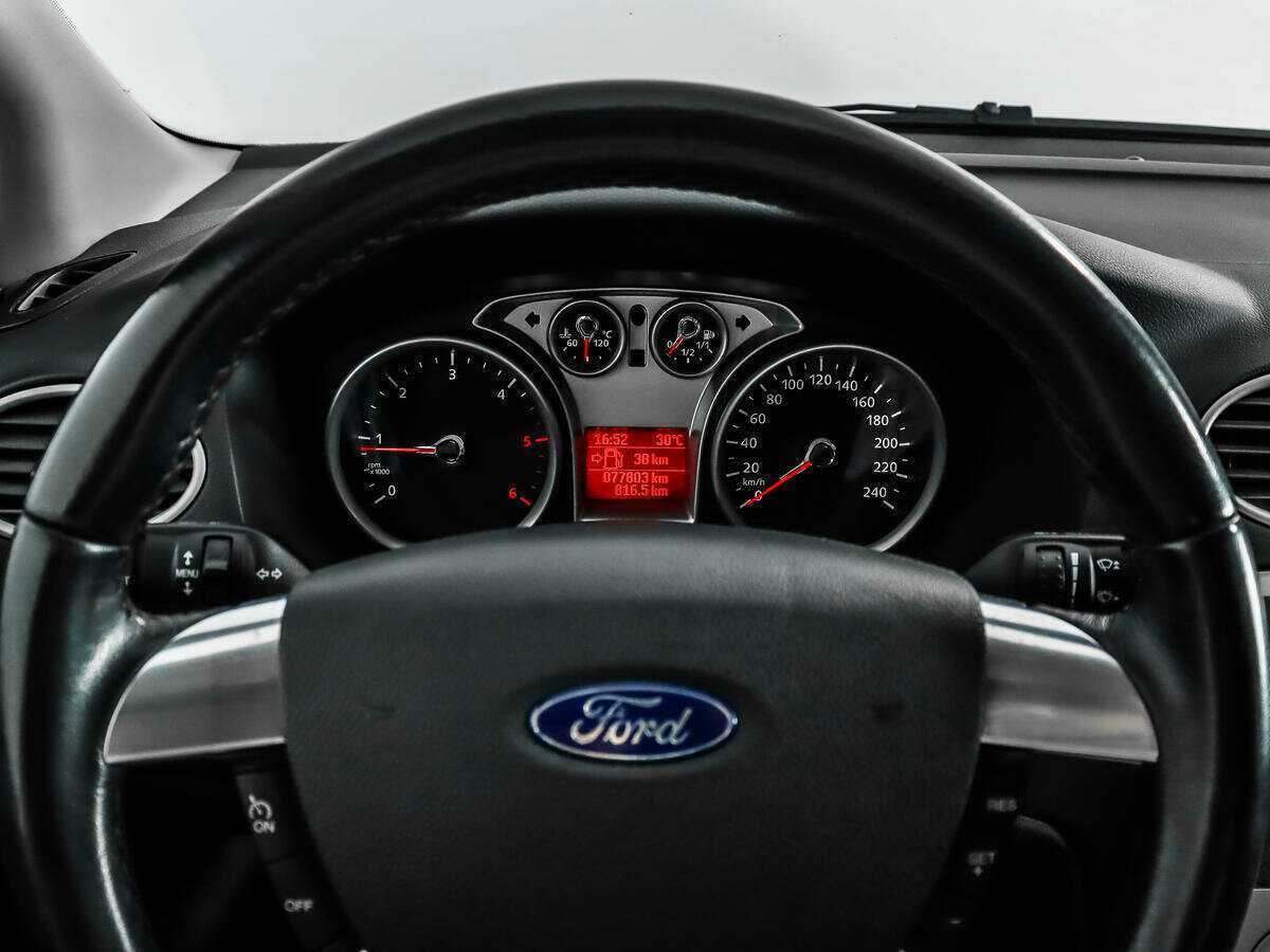 Купить Ford Focus с пробегом. Фото: #13