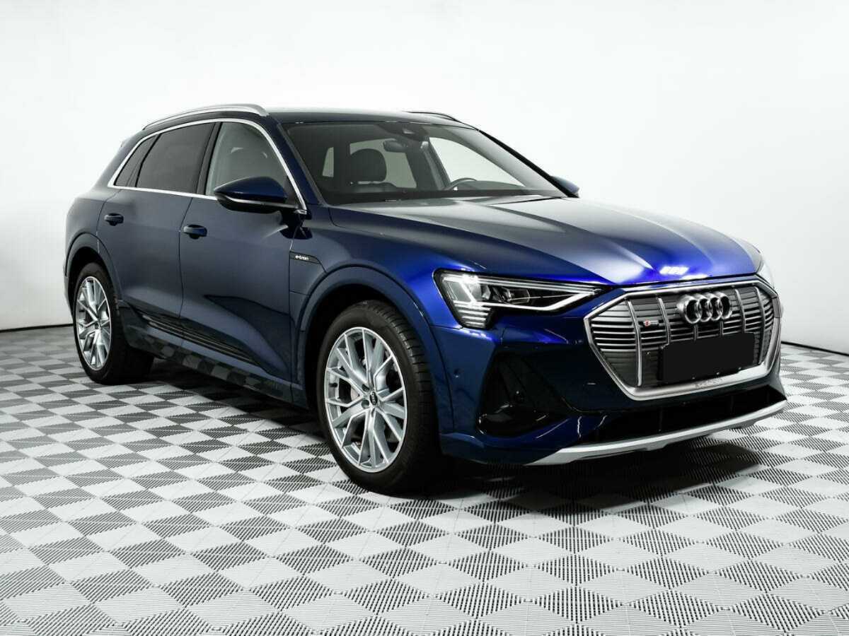 Купить Audi e-tron с пробегом. Фото: #2