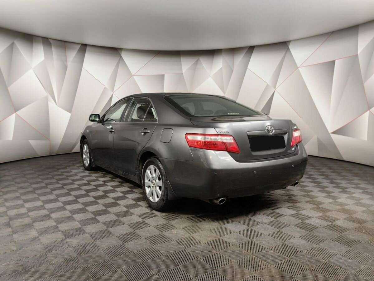 Купить Toyota Camry с пробегом. Фото: #3