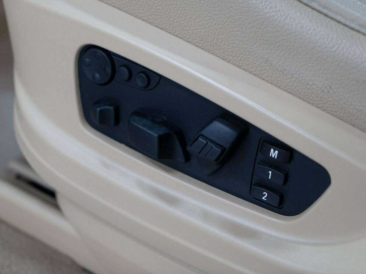 Купить BMW X6 с пробегом. Фото: #17