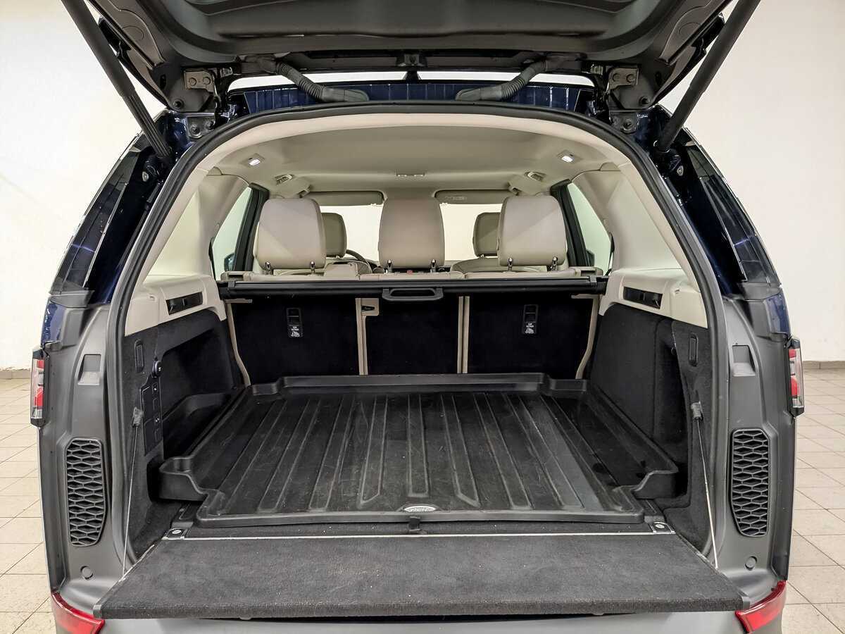 Купить Land Rover Discovery с пробегом. Фото: #9