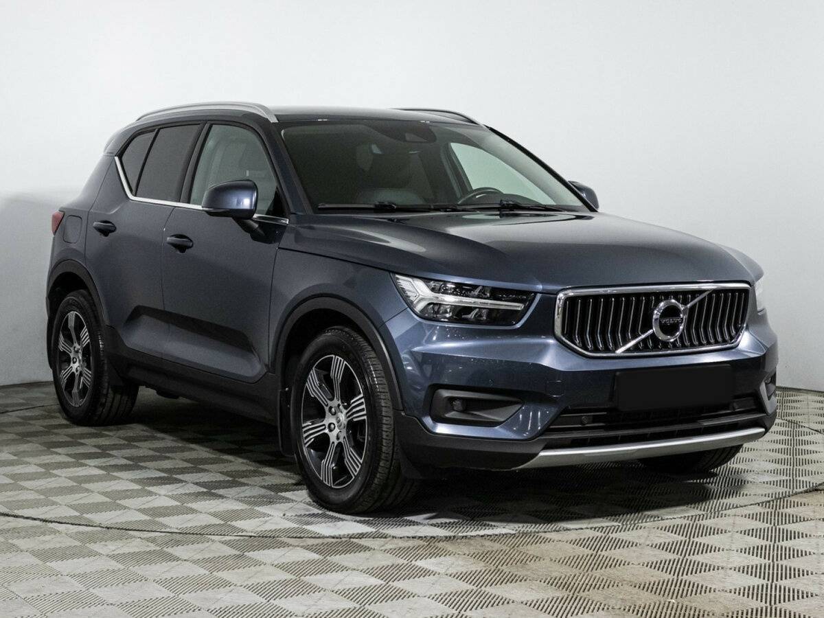 Купить Volvo XC40 с пробегом. Фото: #2