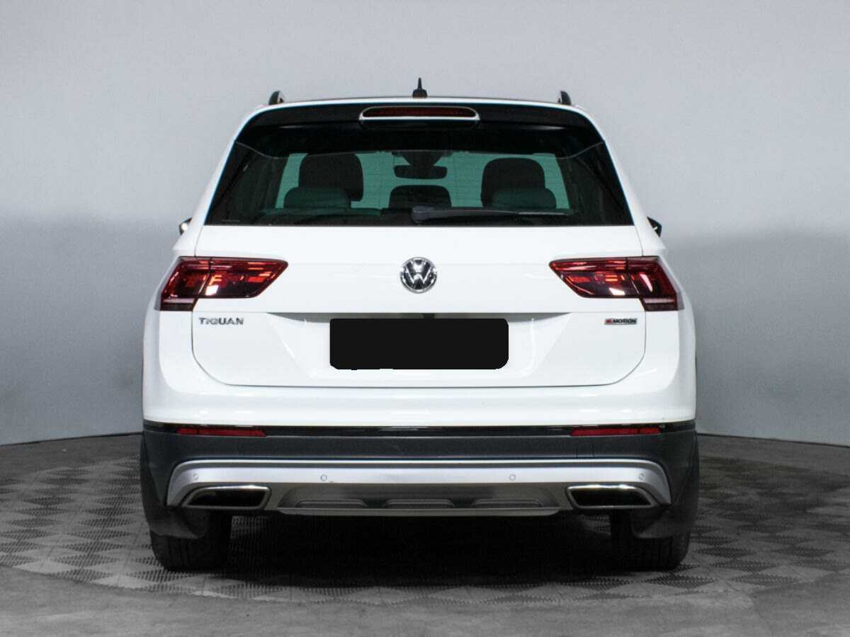 Купить Volkswagen Tiguan с пробегом. Фото: #5