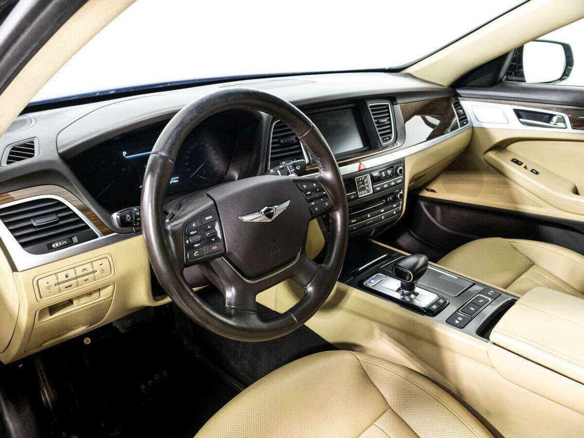 Купить Genesis G80 с пробегом. Фото: #10