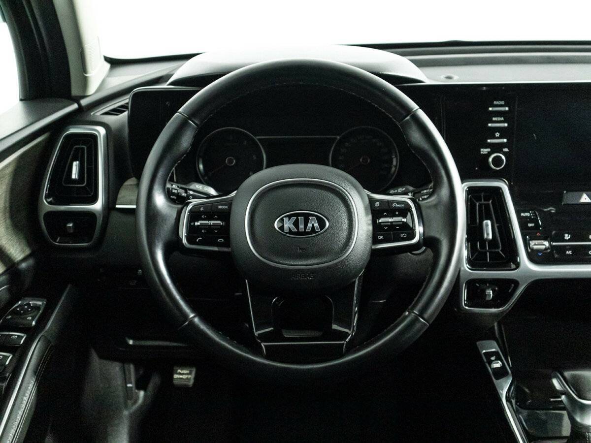 Купить Kia Sorento с пробегом. Фото: #24