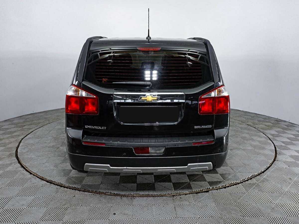 Купить Chevrolet Orlando с пробегом. Фото: #5