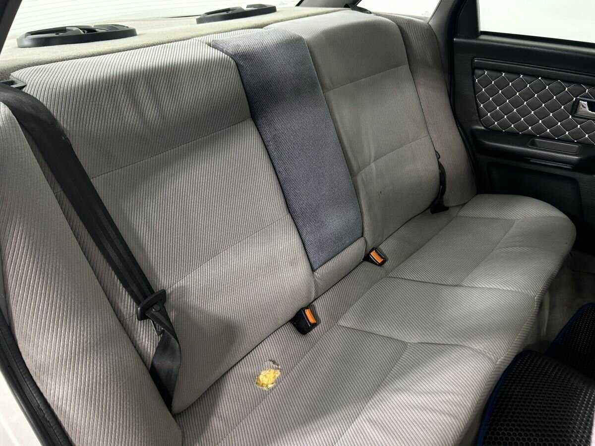 Купить Audi 80 с пробегом. Фото: #15