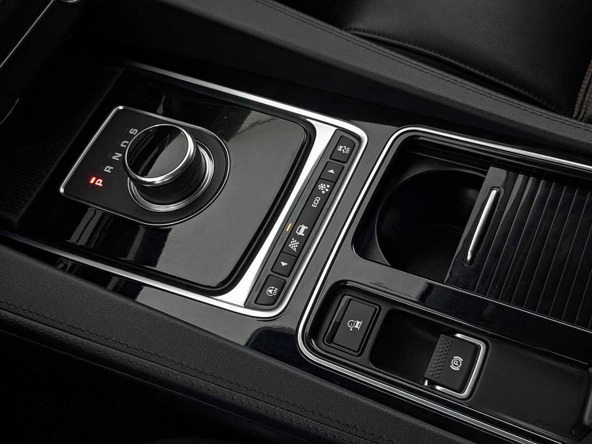 Купить Jaguar F-Pace с пробегом. Фото: #20