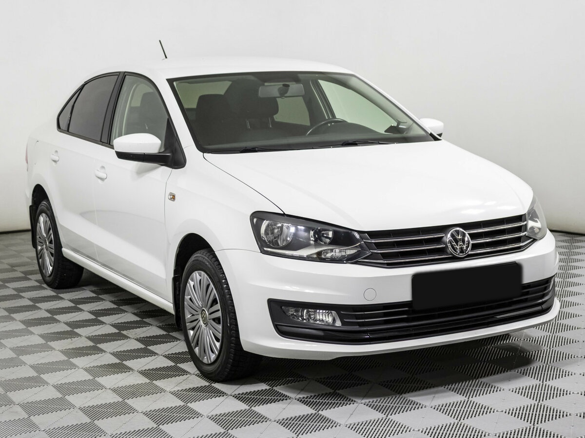 Купить Volkswagen Polo с пробегом. Фото: #2