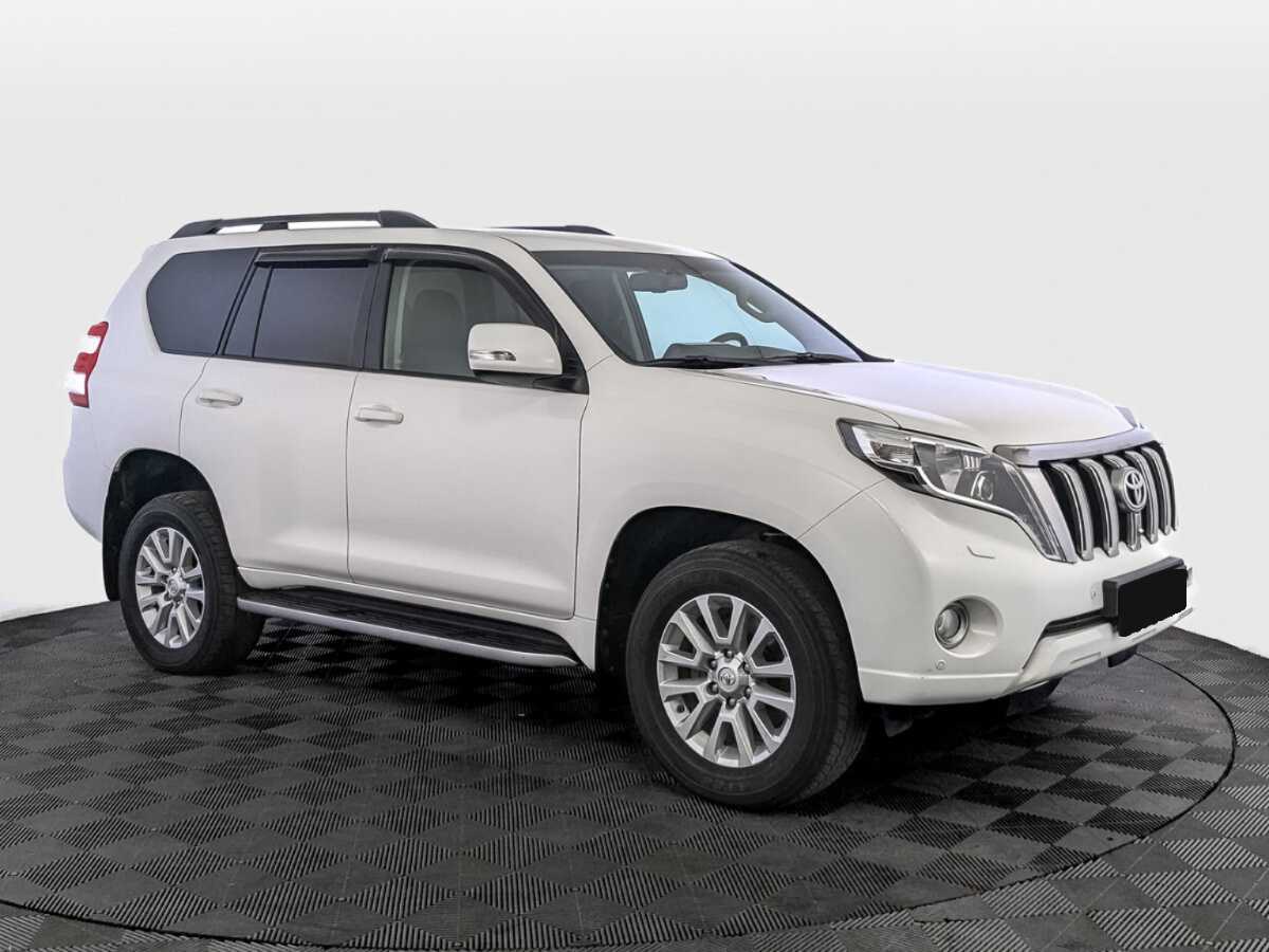 Купить Toyota Land Cruiser Prado с пробегом. Фото: #2
