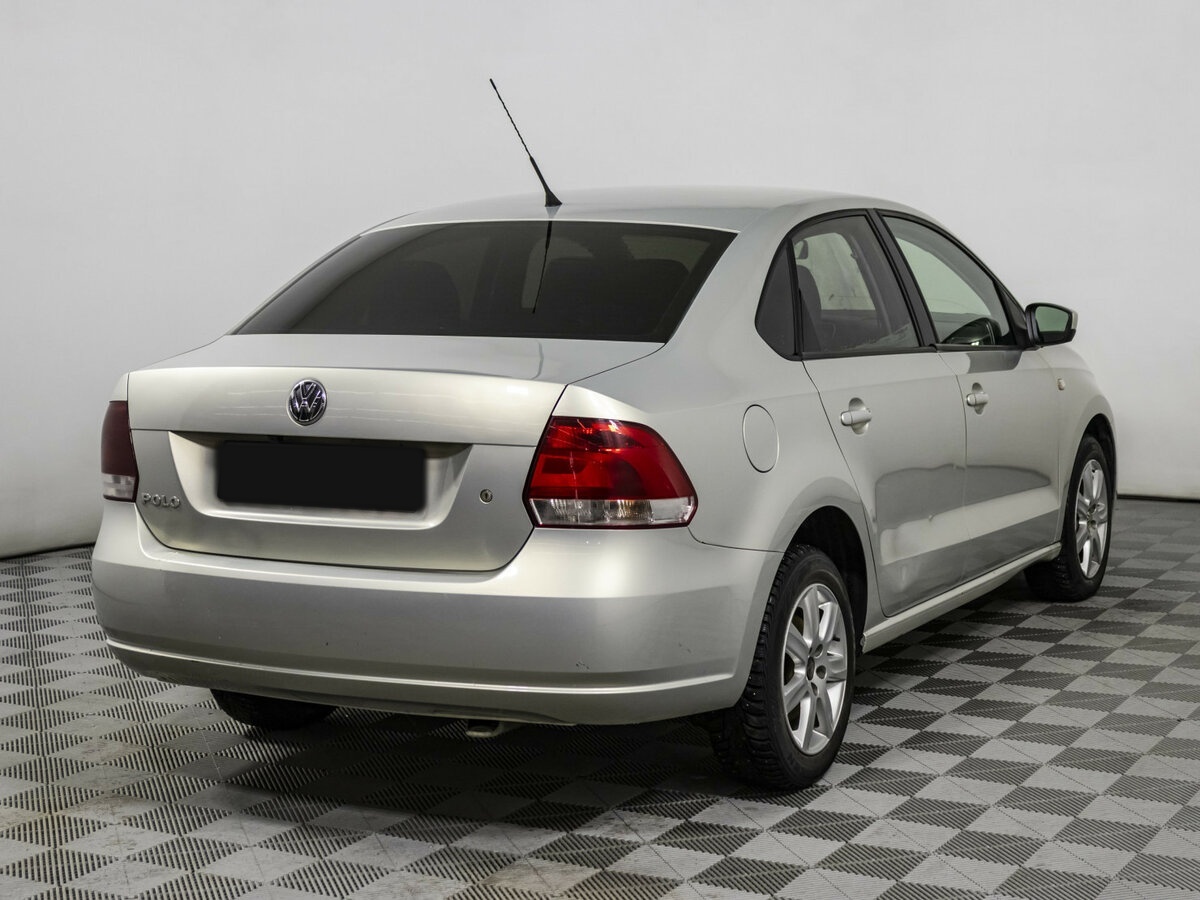 Купить Volkswagen Polo с пробегом. Фото: #4