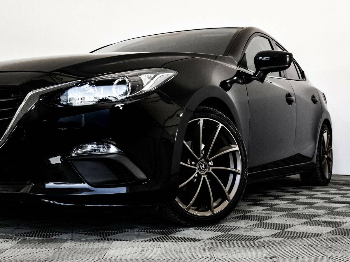 Купить Mazda 3 с пробегом. Фото: #1