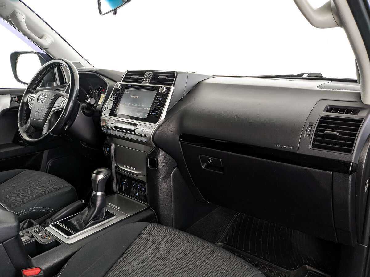 Купить Toyota Land Cruiser Prado с пробегом. Фото: #9