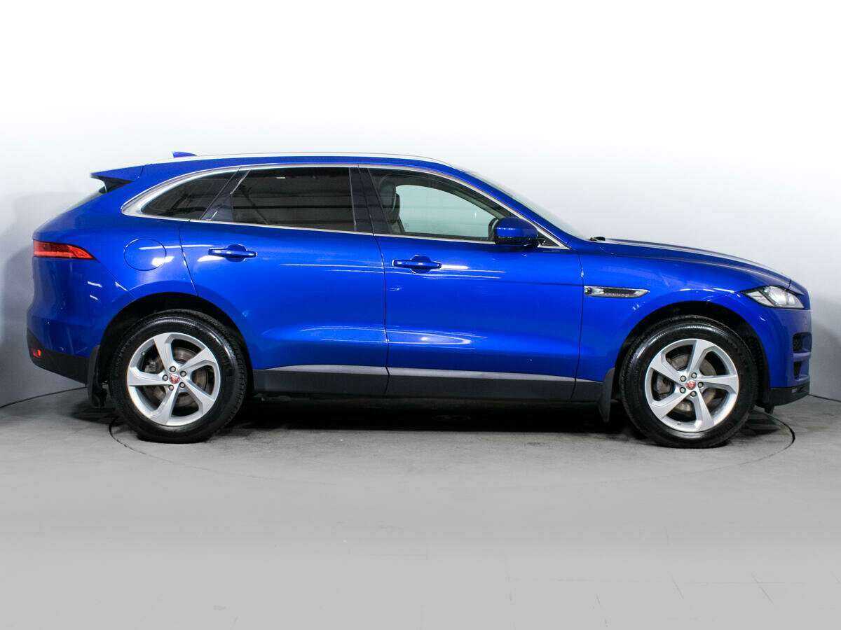 Купить Jaguar F-Pace с пробегом. Фото: #3