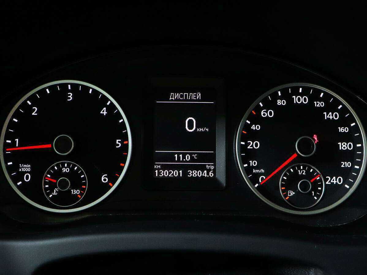 Купить Volkswagen Tiguan с пробегом. Фото: #10