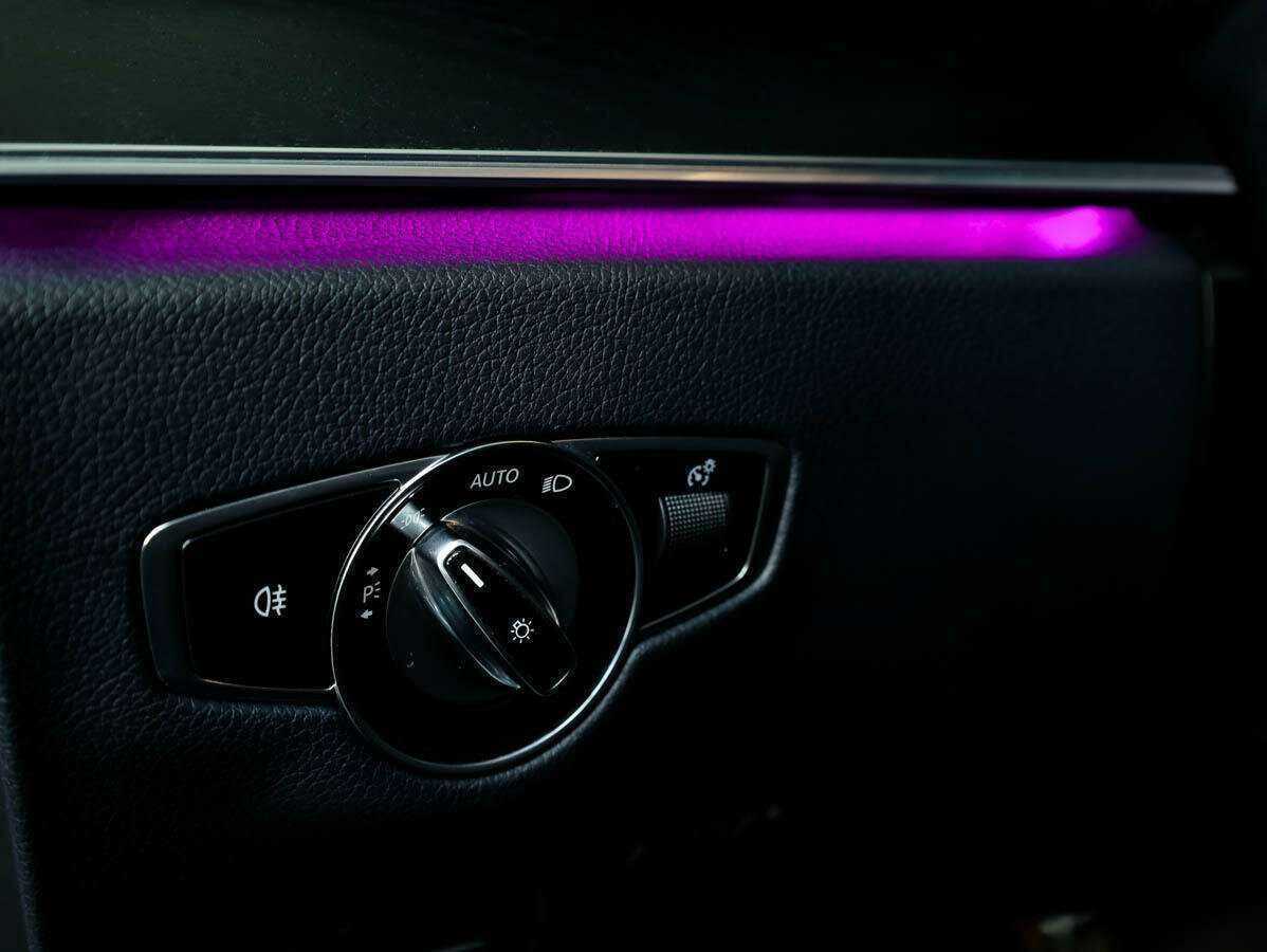Купить Mercedes-Benz E-Класс с пробегом. Фото: #25