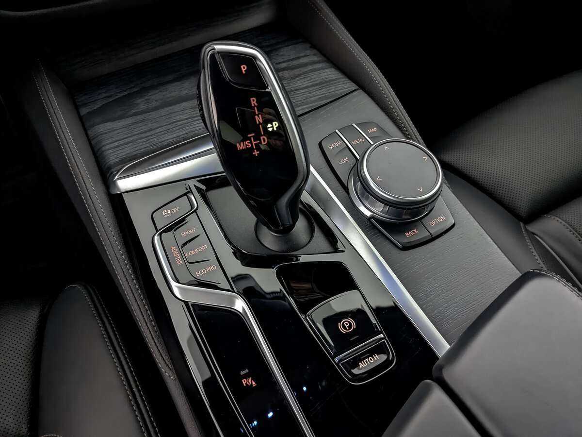 Купить BMW 5 серии с пробегом. Фото: #21