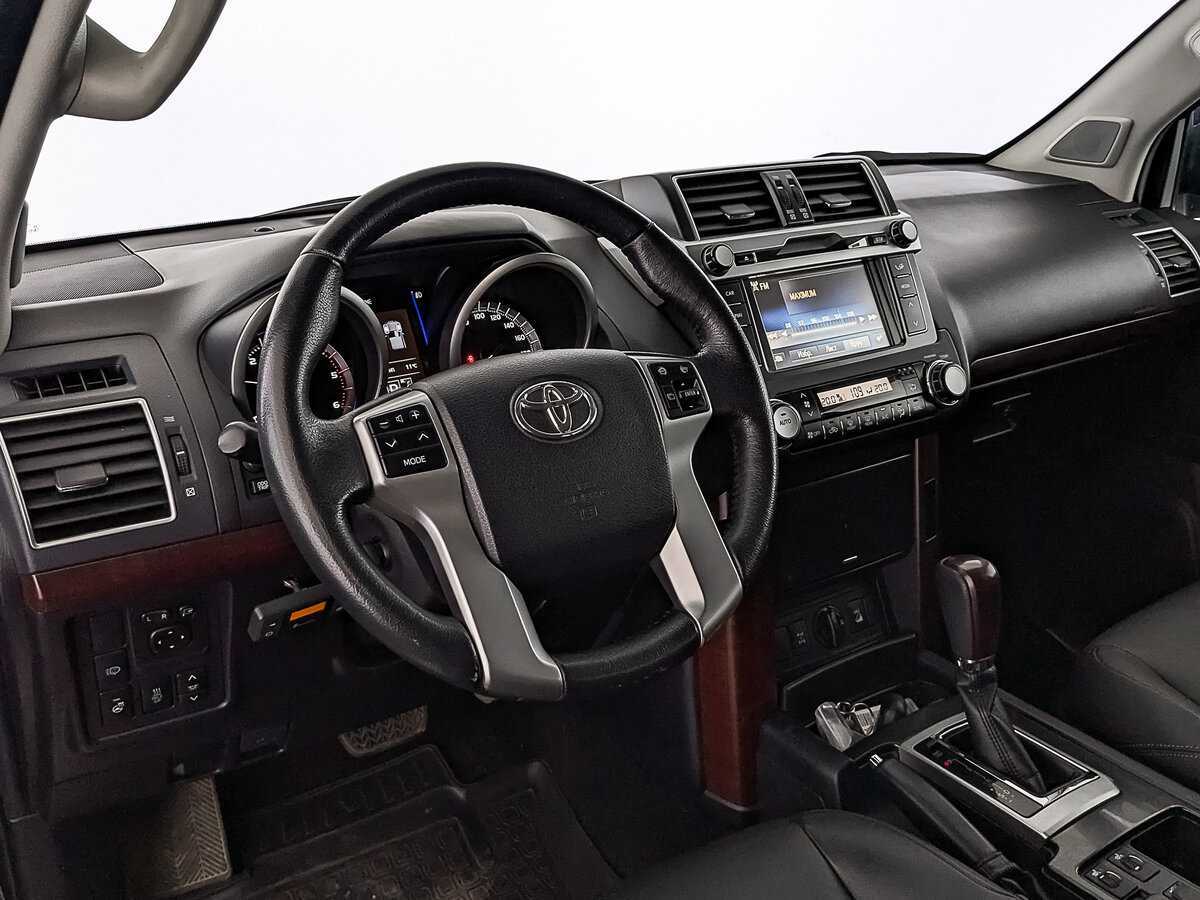 Купить Toyota Land Cruiser Prado с пробегом. Фото: #14