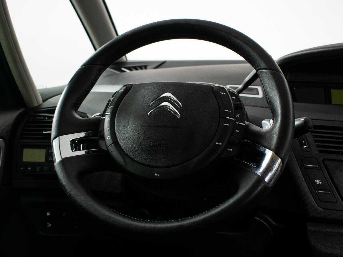 Купить Citroen C4 Picasso с пробегом. Фото: #13