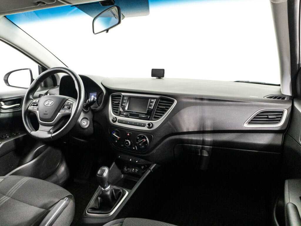 Купить Hyundai Solaris с пробегом. Фото: #8
