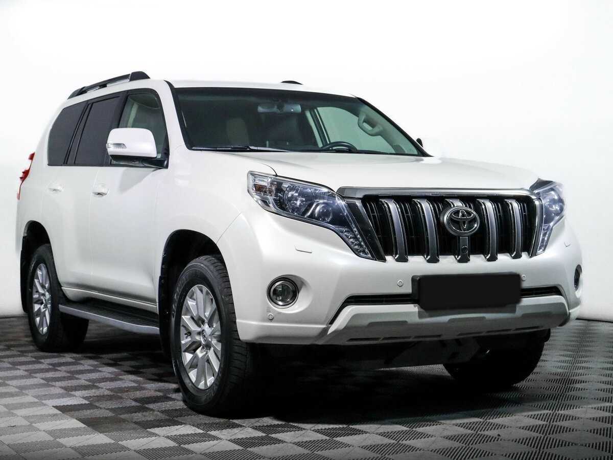 Купить Toyota Land Cruiser Prado с пробегом. Фото: #2