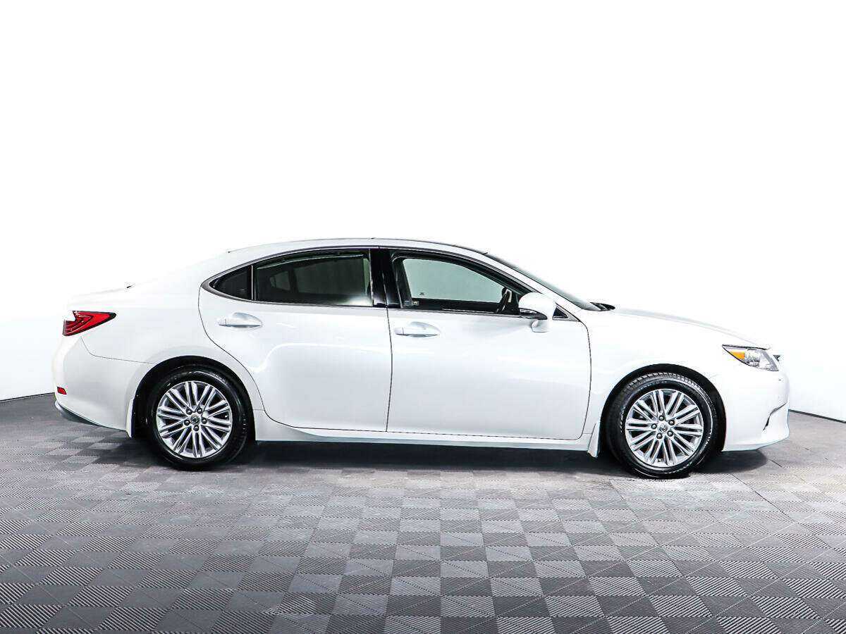 Купить Lexus ES с пробегом. Фото: #3
