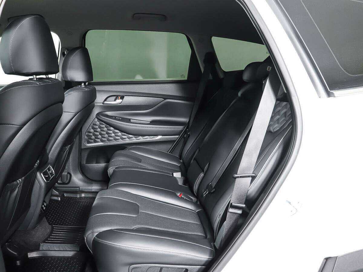Купить Hyundai Santa Fe с пробегом. Фото: #10