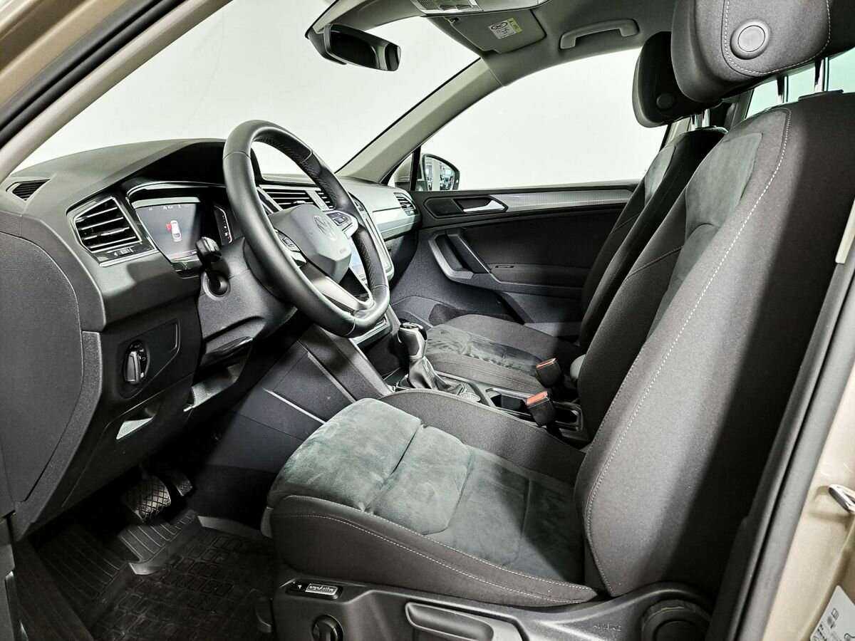 Купить Volkswagen Tiguan с пробегом. Фото: #13