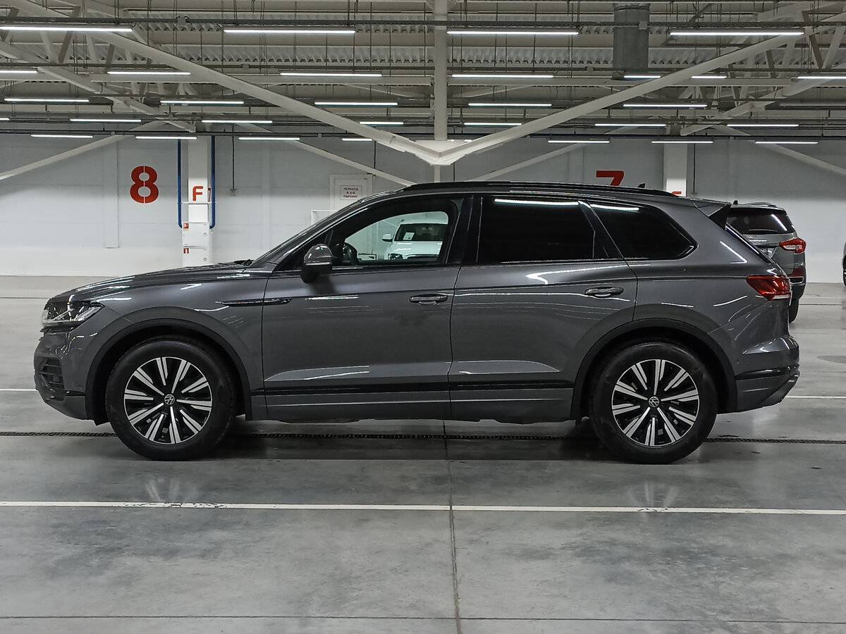 Купить Volkswagen Touareg с пробегом. Фото: #7