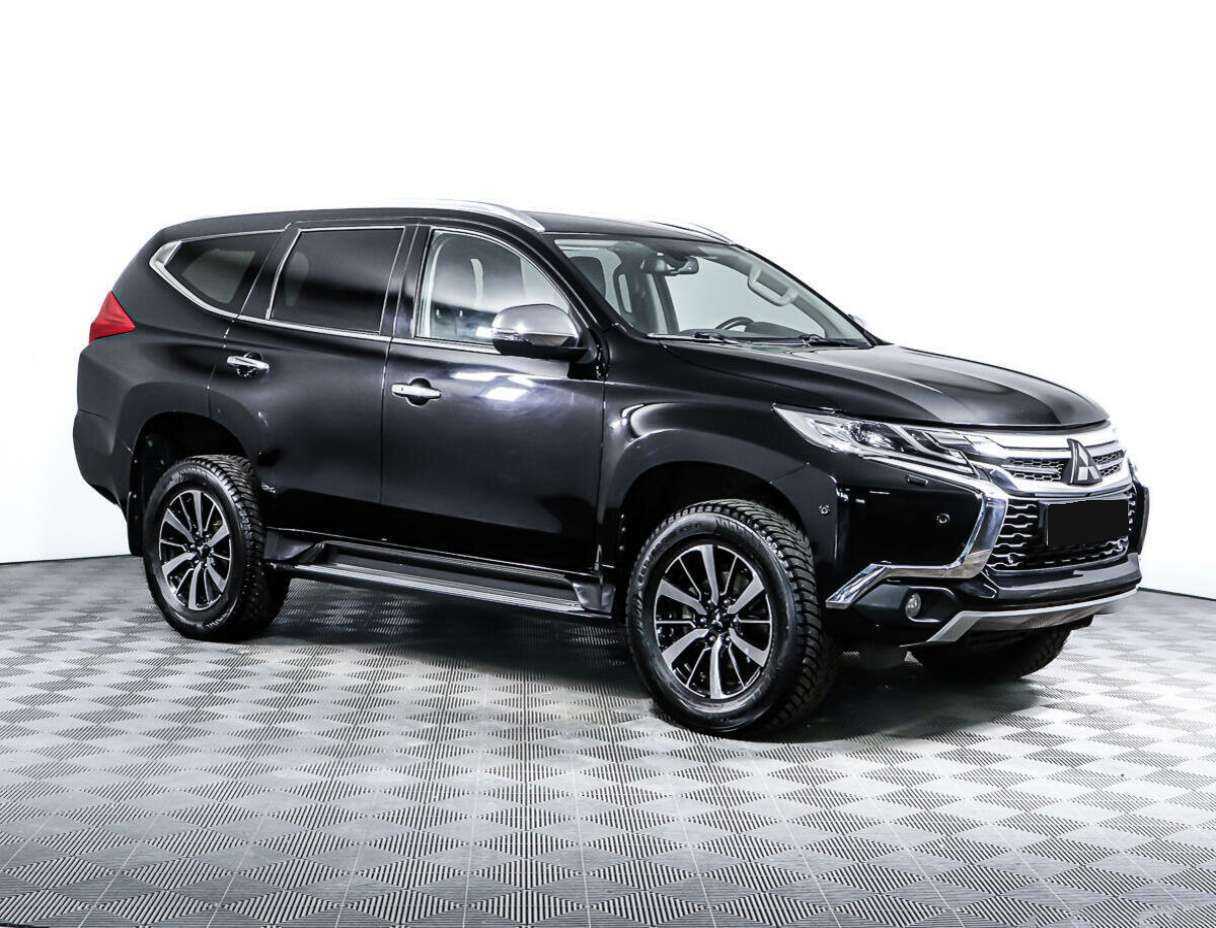 Купить Mitsubishi Pajero Sport с пробегом. Фото: #2