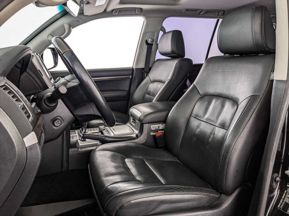 Купить Toyota Land Cruiser с пробегом. Фото: #15