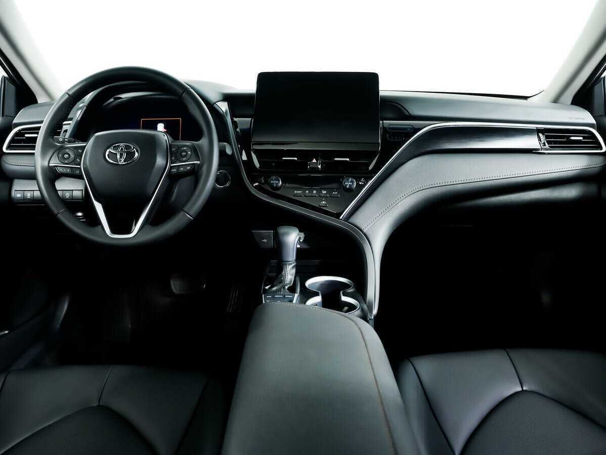Купить Toyota Camry с пробегом. Фото: #10