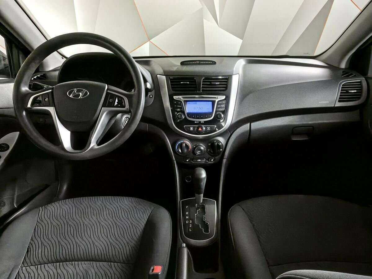 Купить Hyundai Solaris с пробегом. Фото: #9