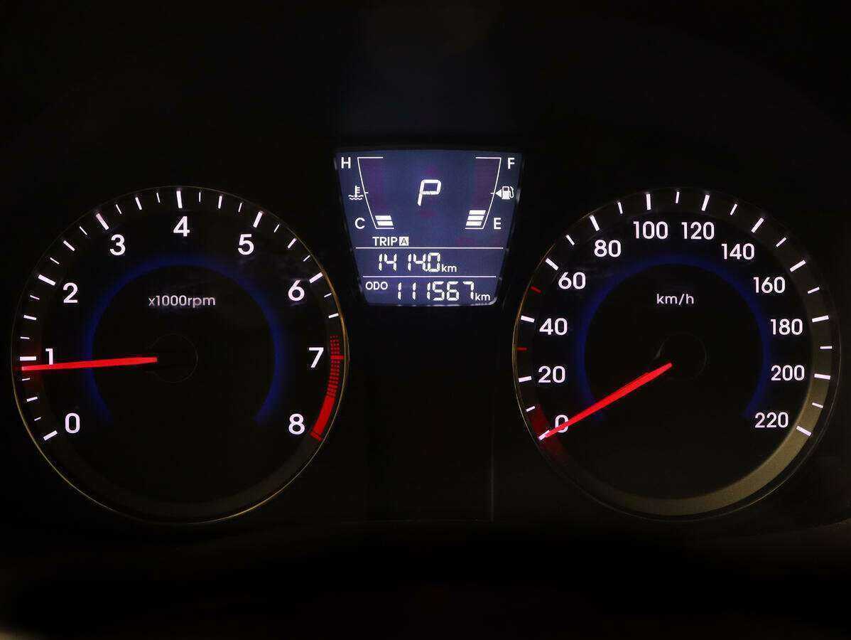 Купить Hyundai Solaris с пробегом. Фото: #10