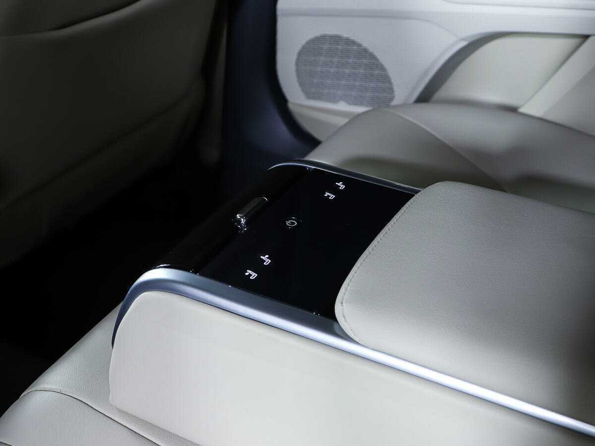 Купить Toyota Camry с пробегом. Фото: #15