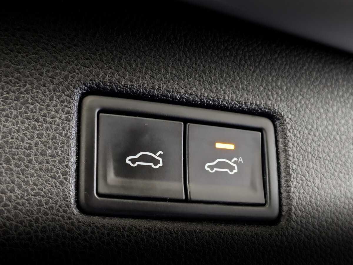 Купить Volkswagen Tiguan с пробегом. Фото: #23