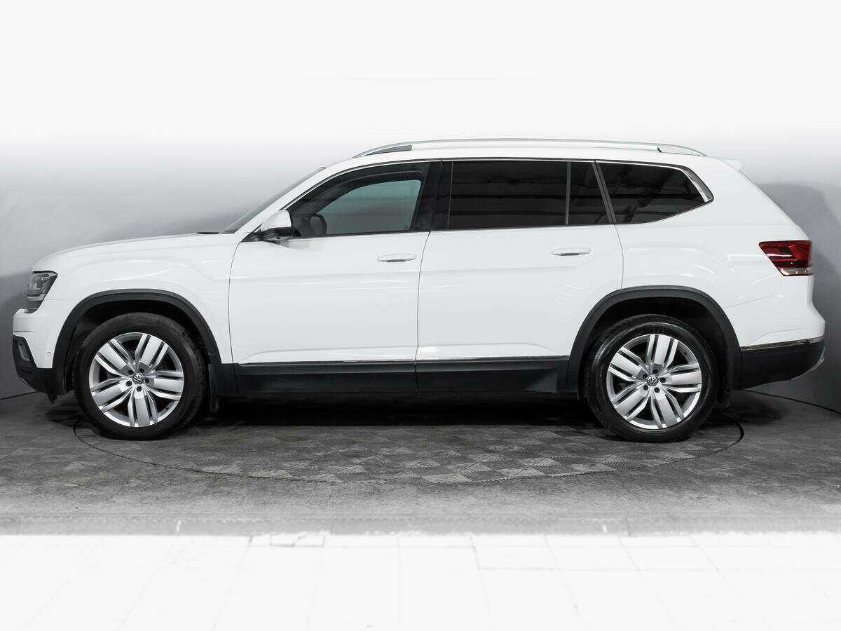 Купить Volkswagen Teramont с пробегом. Фото: #6