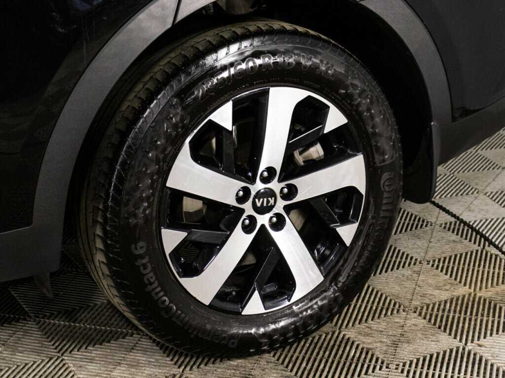 Купить Kia Sorento с пробегом. Фото: #30