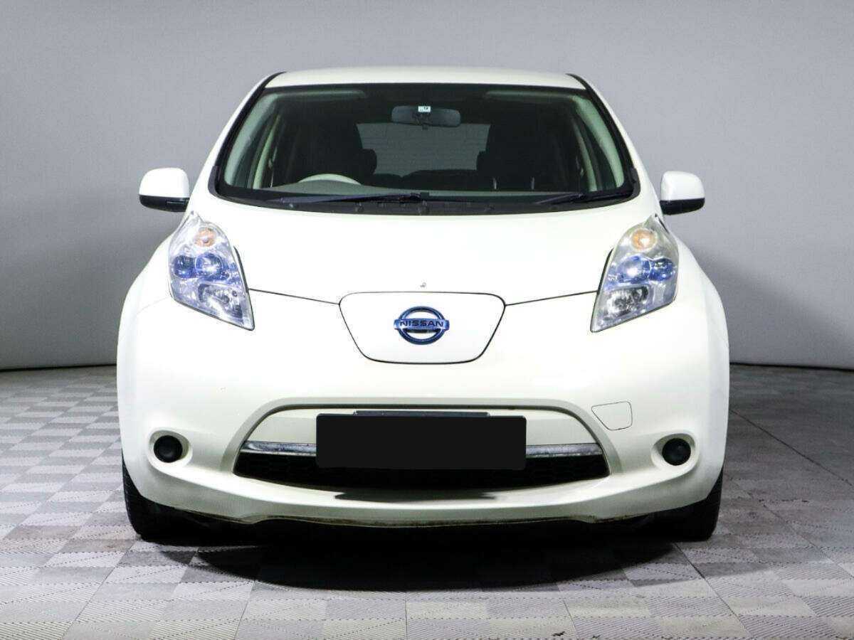 Купить Nissan Leaf с пробегом. Фото: #1