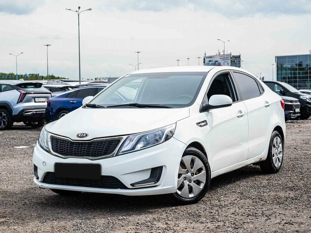 Купить Kia Rio с пробегом. Фото: #0