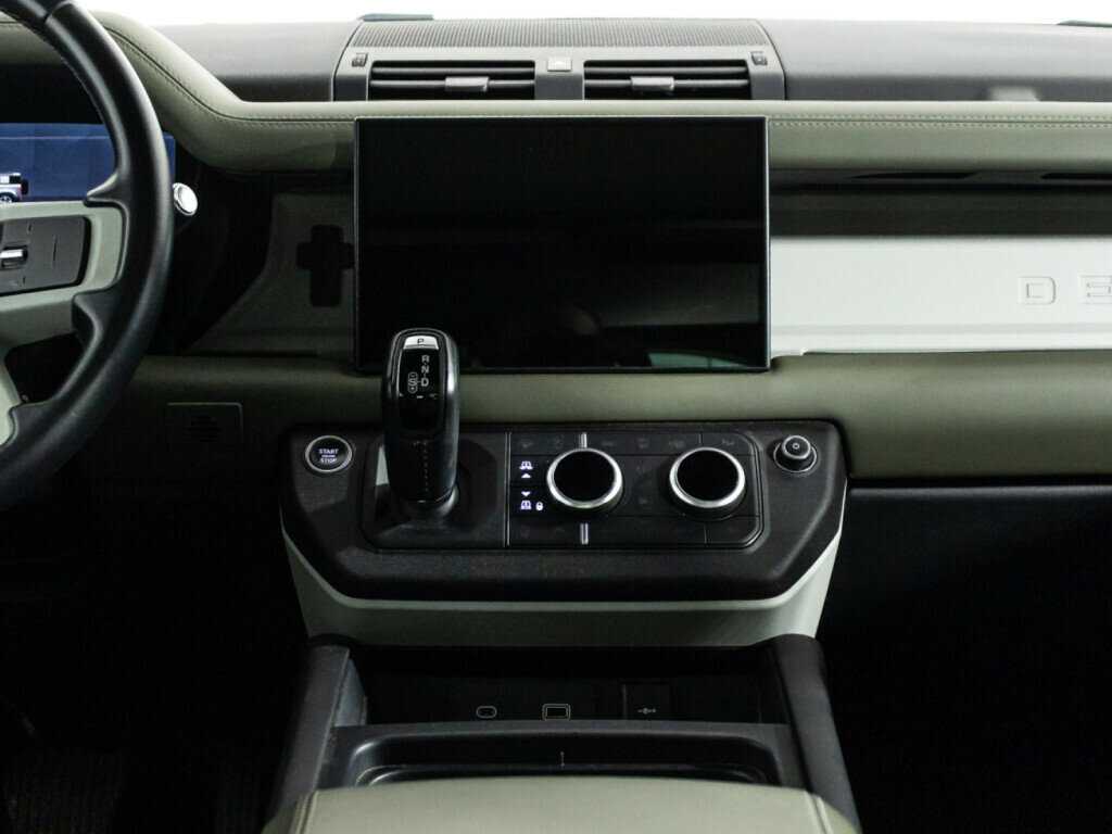 Купить Land Rover Defender с пробегом. Фото: #13